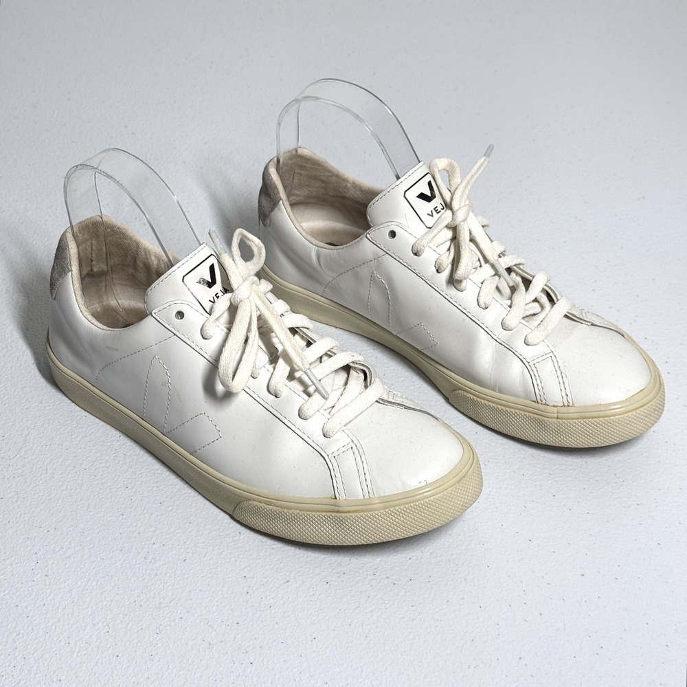 Veja White Leather Low-Top Sneakers with Off-White Soles